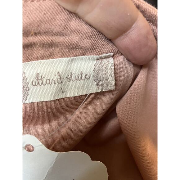 NWT Alter’d State Emily Skirt Size Large Dusty Pink - Picture 9 of 10